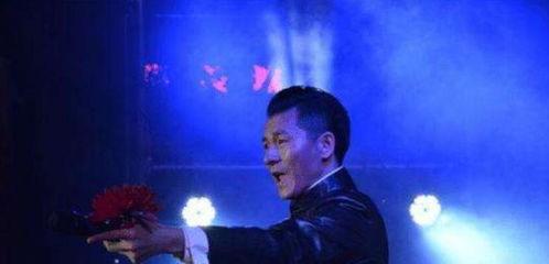 网红刘德华有多火爆,火爆网红，人气爆棚的国民偶像